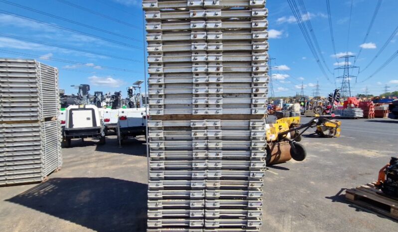 Meva Cross Section to suit Steel Soldiers (2 Bundles of) Asphalt / Concrete Equipment For Auction: Leeds, UK – 30th April, 1st, 2nd & 3rd May 25 full