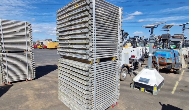 Meva Cross Section to suit Steel Soldiers (2 Bundles of) Asphalt / Concrete Equipment For Auction: Leeds, UK – 30th April, 1st, 2nd & 3rd May 25 full