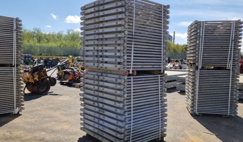 Meva Cross Section to suit Steel Soldiers (2 Bundles of) Asphalt / Concrete Equipment For Auction: Leeds, UK – 30th April, 1st, 2nd & 3rd May 25