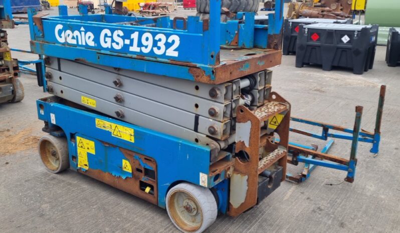 2010 Genie GS1932 Manlifts For Auction: Leeds, UK – 30th April, 1st, 2nd & 3rd May 25 full