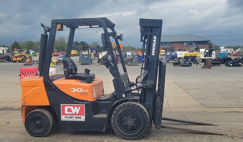 2017 Doosan D30GP Forklifts For Auction: Leeds, UK – 30th April, 1st, 2nd & 3rd May 25 full