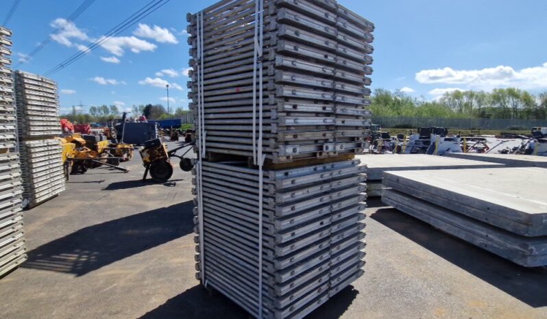 Meva Cross Section to suit Steel Soldiers (2 Bundles of) Asphalt / Concrete Equipment For Auction: Leeds, UK – 30th April, 1st, 2nd & 3rd May 25 full