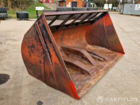 4.35m³ Toe Tip Loader Bucket