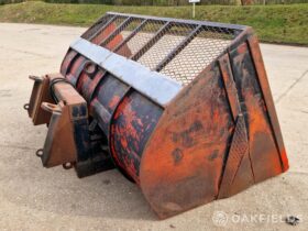 4.35m³ Toe Tip Loader Bucket full