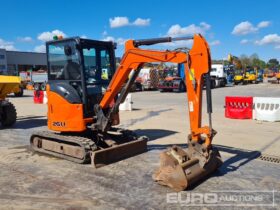 2019 Hitachi ZX26U-5A CR Mini Excavators For Auction: Leeds, UK – 30th April, 1st, 2nd & 3rd May 25 full