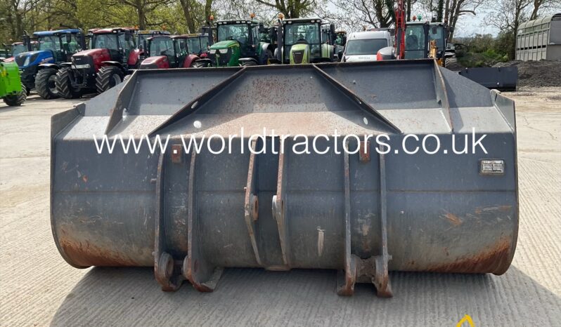 DOOSAN BUCKET full