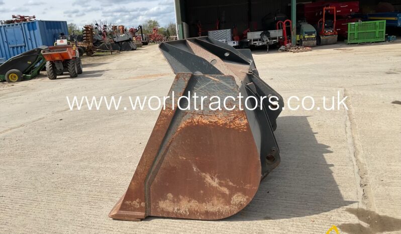 DOOSAN BUCKET full