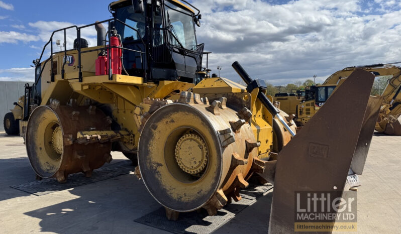 2023 CAT 826K full