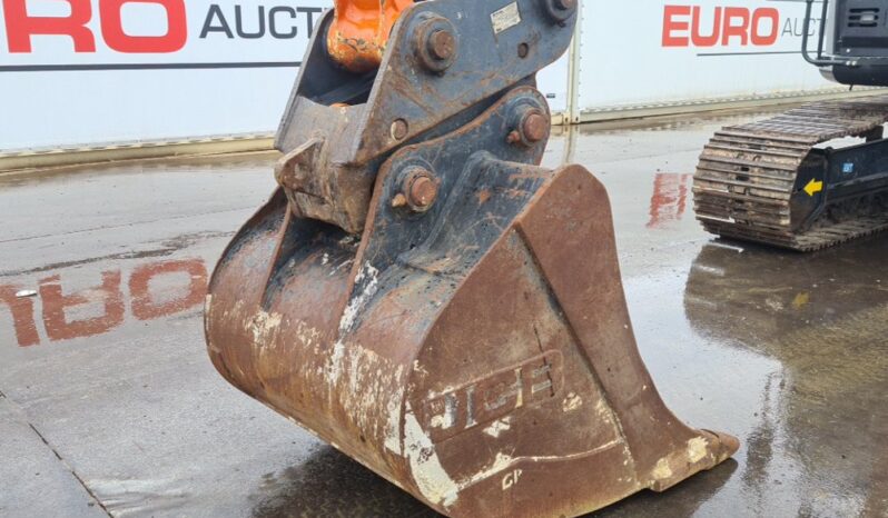 2020 Hitachi ZX225USLC-6 20 Ton+ Excavators For Auction: Leeds, UK – 30th April, 1st, 2nd & 3rd May 25 full