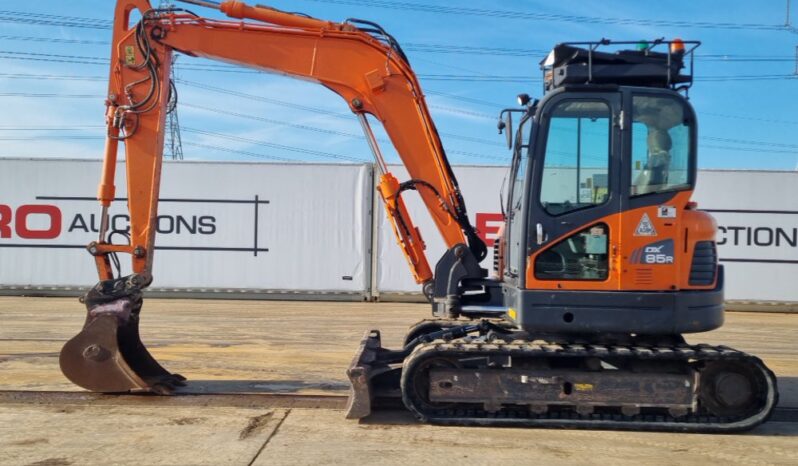 2017 Doosan DX85R-3 6 Ton+ Excavators For Auction: Leeds, UK – 30th April, 1st, 2nd & 3rd May 25 full