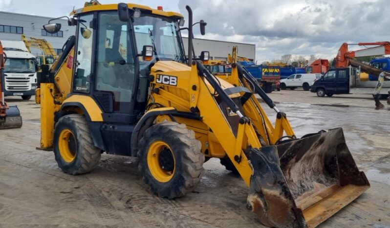 2017 JCB 3CX Compact Backhoe Loaders For Auction: Leeds, UK – 30th April, 1st, 2nd & 3rd May 25 full
