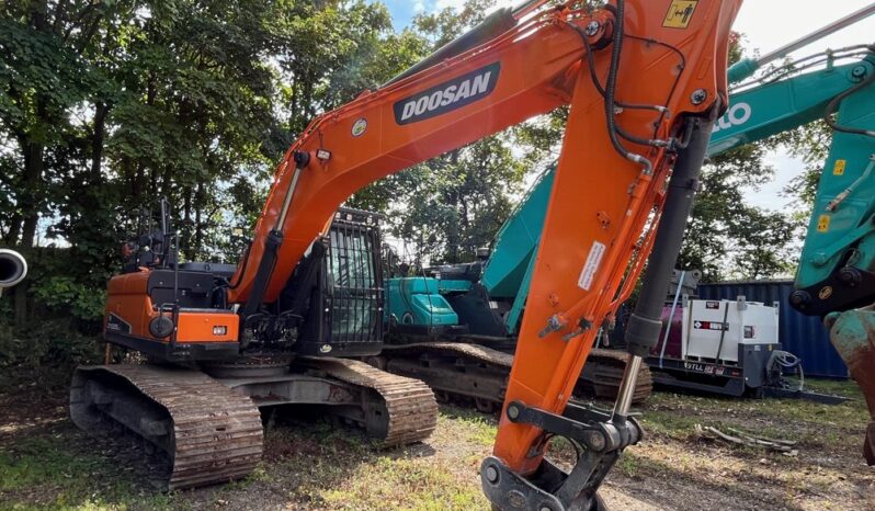 2021 Doosan DX225LC-5 20 Ton+ Excavators For Auction: Dromore, NI – 16th & 17th May 2025 For Auction on 2025-05-17 full