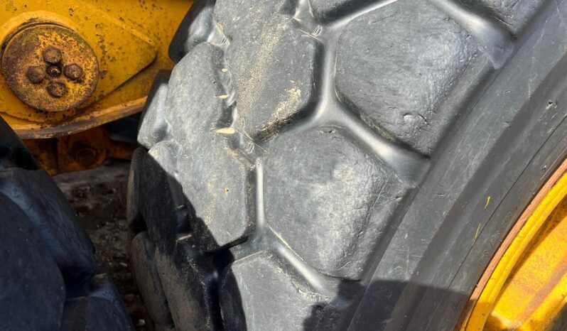 1999 Bell B25C Dumpers  £9995 full