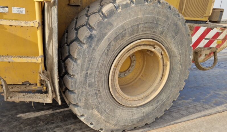 2016 Bell L2106E Wheeled Loaders For Auction: Leeds, UK – 30th April, 1st, 2nd & 3rd May 25 full