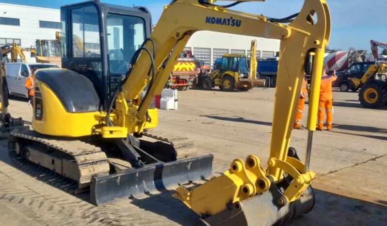 Komatsu PC35MR-2 Mini Excavators For Auction: Leeds, UK – 30th April, 1st, 2nd & 3rd May 25 full