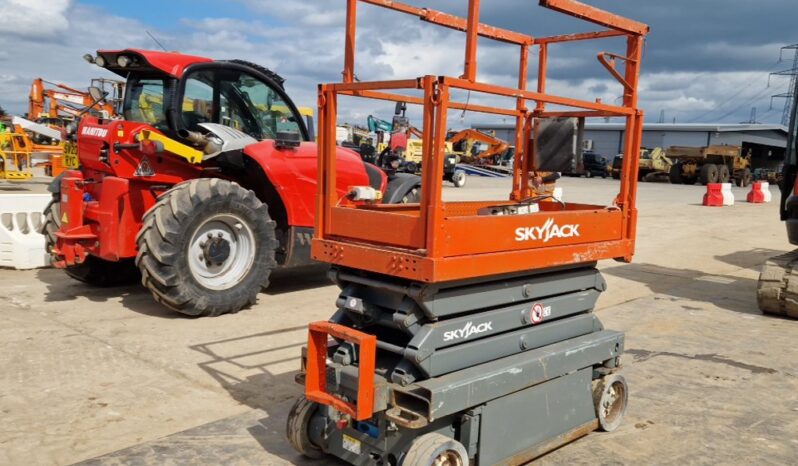 SkyJack SJ3219 Manlifts For Auction: Leeds, UK – 30th April, 1st, 2nd & 3rd May 25 full