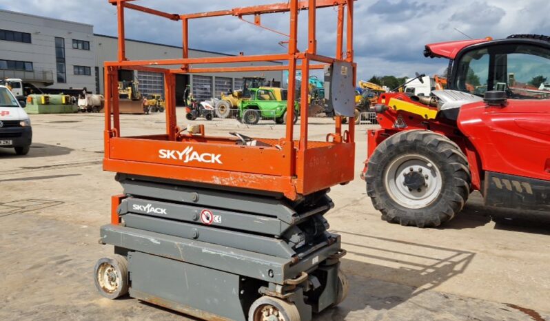 SkyJack SJ3219 Manlifts For Auction: Leeds, UK – 30th April, 1st, 2nd & 3rd May 25 full