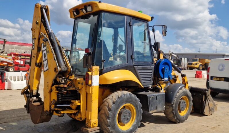 JCB 2CX Streetmaster Backhoe Loaders For Auction: Leeds, UK – 30th April, 1st, 2nd & 3rd May 25 full