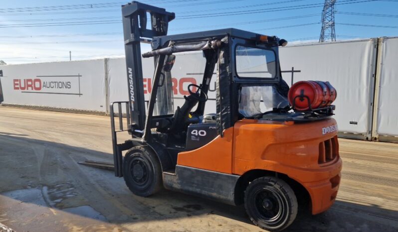 2015 Doosan D40SC7 Forklifts For Auction: Leeds, UK – 30th April, 1st, 2nd & 3rd May 25 full