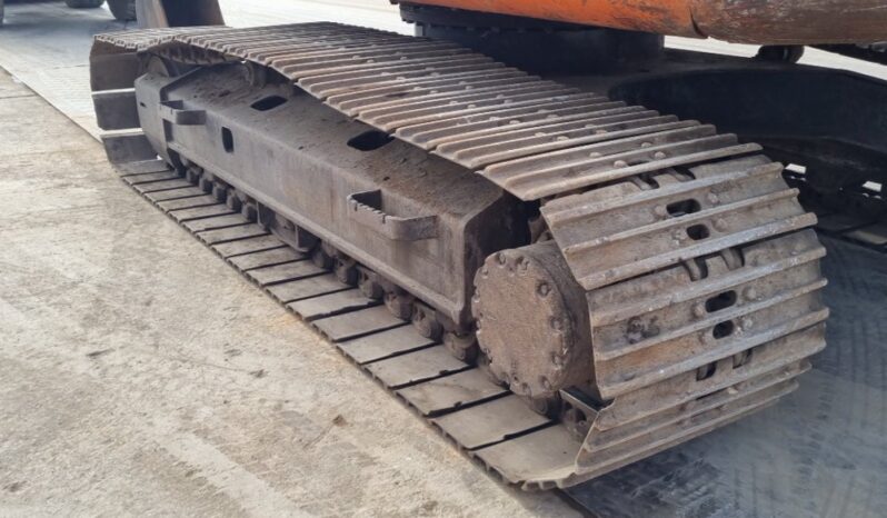 Hitachi ZX180LC 10 Ton+ Excavators For Auction: Leeds, UK – 30th April, 1st, 2nd & 3rd May 25 full