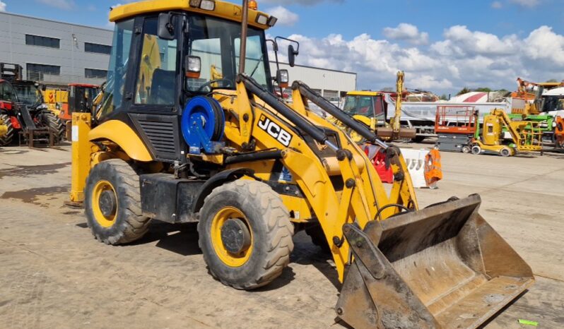 JCB 2CX Streetmaster Backhoe Loaders For Auction: Leeds, UK – 30th April, 1st, 2nd & 3rd May 25 full