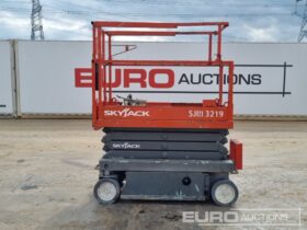 SkyJack SJ3219 Manlifts For Auction: Leeds, UK – 30th April, 1st, 2nd & 3rd May 25 full