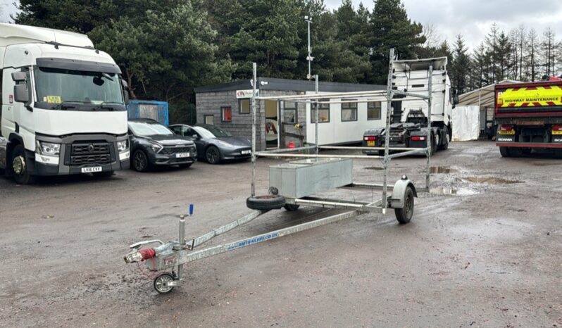 2001 RM TRAILERS CANOE  For Auction on 2025-05-20 at 08:30