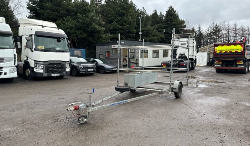 2001 RM TRAILERS CANOE  For Auction on 2025-05-20 at 08:30 full