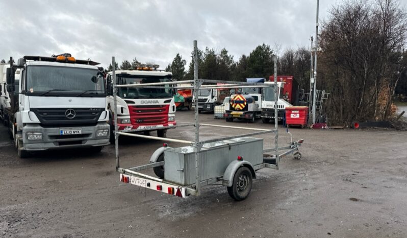 2001 RM TRAILERS CANOE  For Auction on 2025-05-20 at 08:30 full
