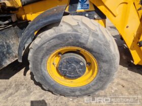 JCB 2CX Streetmaster Backhoe Loaders For Auction: Leeds, UK – 30th April, 1st, 2nd & 3rd May 25 full
