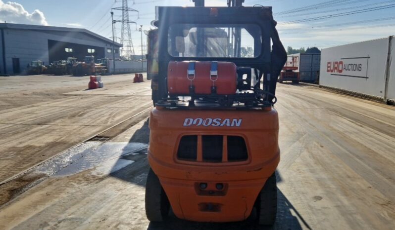 2015 Doosan D40SC7 Forklifts For Auction: Leeds, UK – 30th April, 1st, 2nd & 3rd May 25 full