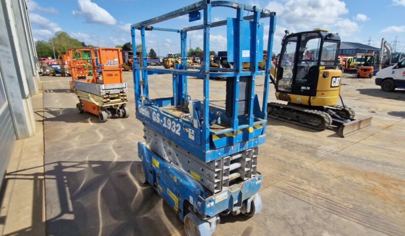 Genie GS1932 Manlifts For Auction: Leeds, UK – 30th April, 1st, 2nd & 3rd May 25 full