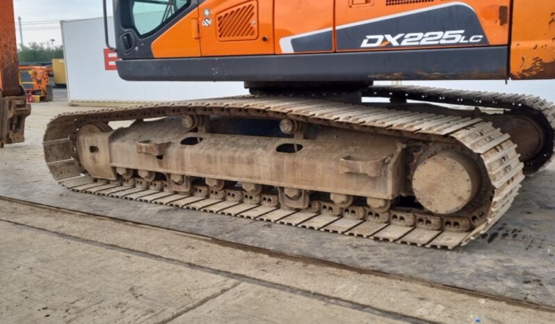 2020 Doosan DX225LC-5 20 Ton+ Excavators For Auction: Leeds, UK – 30th April, 1st, 2nd & 3rd May 25 full