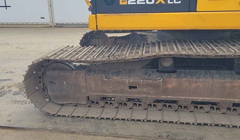 2019 JCB 220XL 20 Ton+ Excavators For Auction: Leeds, UK – 30th April, 1st, 2nd & 3rd May 25 full