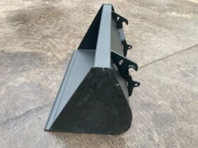 MX BRU150 BUCKET ON EURO BRACKETS 650 + VAT full