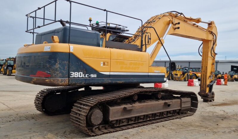 2015 Hyundai R380LC-9A 20 Ton+ Excavators For Auction: Leeds, UK – 30th April, 1st, 2nd & 3rd May 25 full