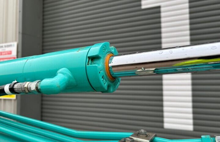 2021 Kobelco SK17SR-3E full