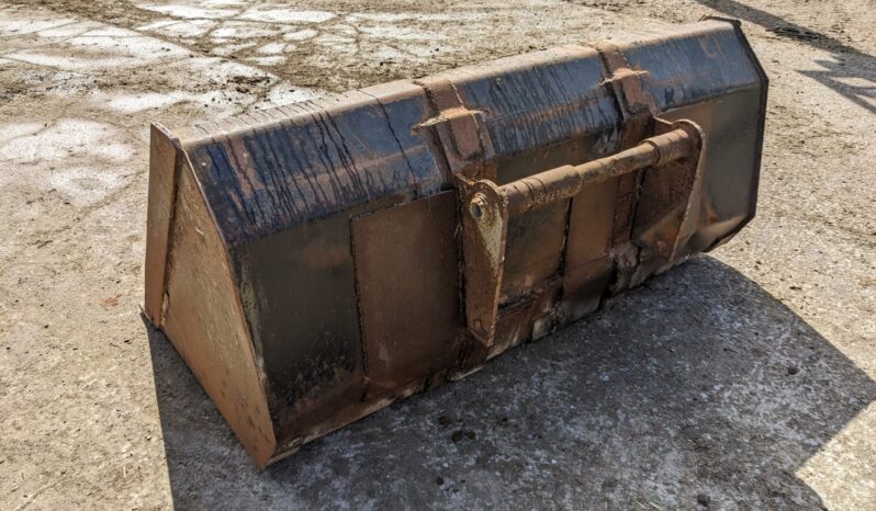 Manitou Bucket full