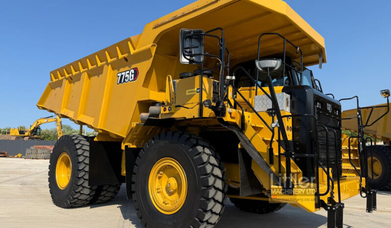 2022 CAT 775G full