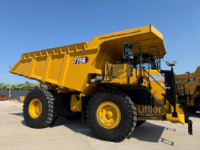 2022 CAT 775G full