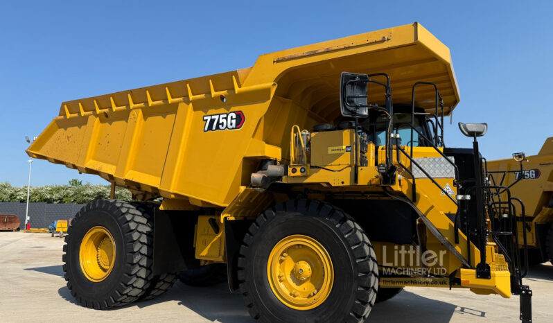 2022 CAT 775G full