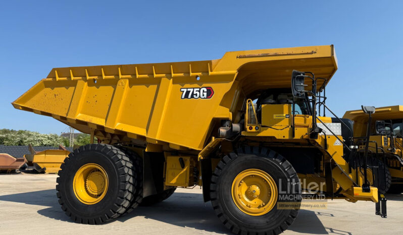 2022 CAT 775G full