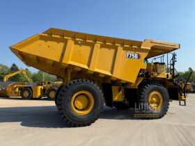 2022 CAT 775G full