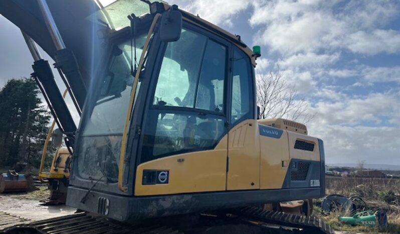 2012 Volvo EC220DL 20 Ton+ Excavators For Auction: Leeds, UK – 11th, 12th, 13th & 14th June 2025 full