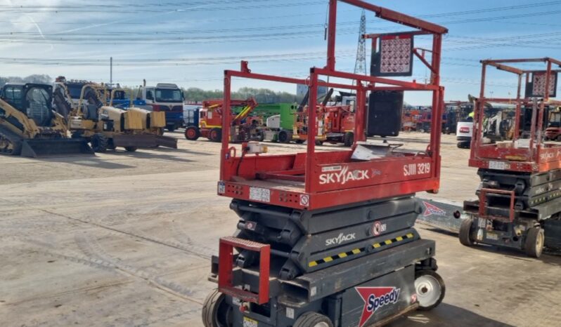 2014 SkyJack SJ3219 Manlifts For Auction: Leeds, UK – 11th, 12th, 13th & 14th June 2025 full
