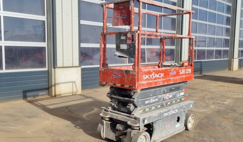 2014 SkyJack SJ3219 Manlifts For Auction: Leeds, UK – 11th, 12th, 13th & 14th June 2025