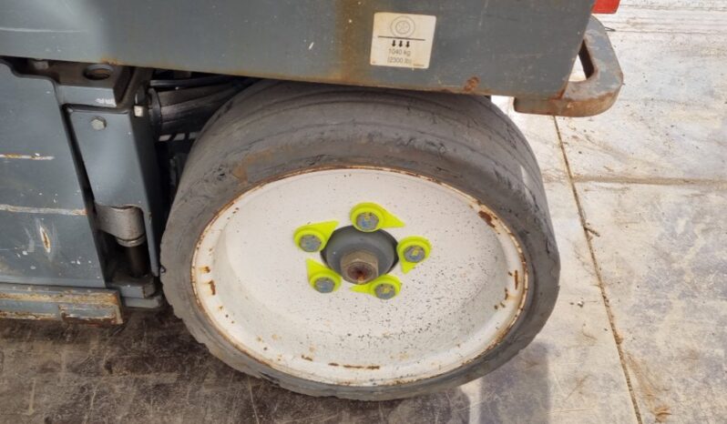 2014 SkyJack SJ4626 Manlifts For Auction: Leeds, UK – 11th, 12th, 13th & 14th June 2025 full