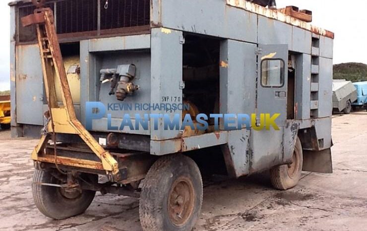 Compair 750 (750 cfm) Diesel Compressor