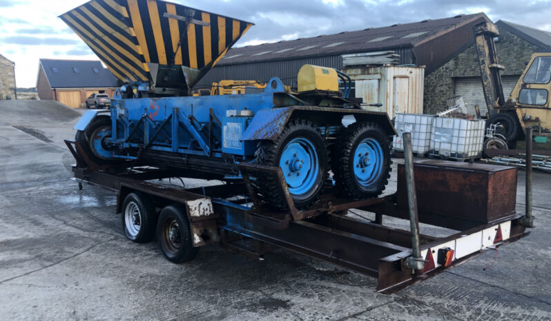 Boston’s 12 ft chipper spreader distributor full