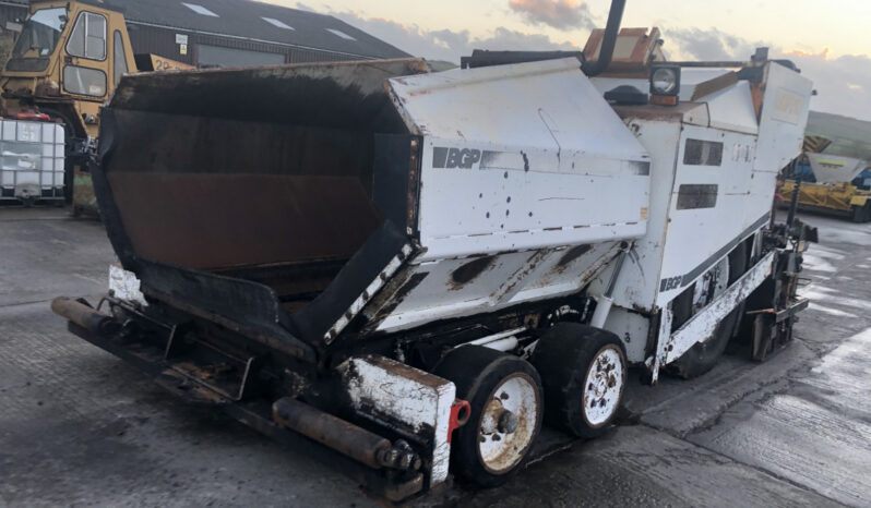 BG 210 2 nd generation Asphalt tarmac paver